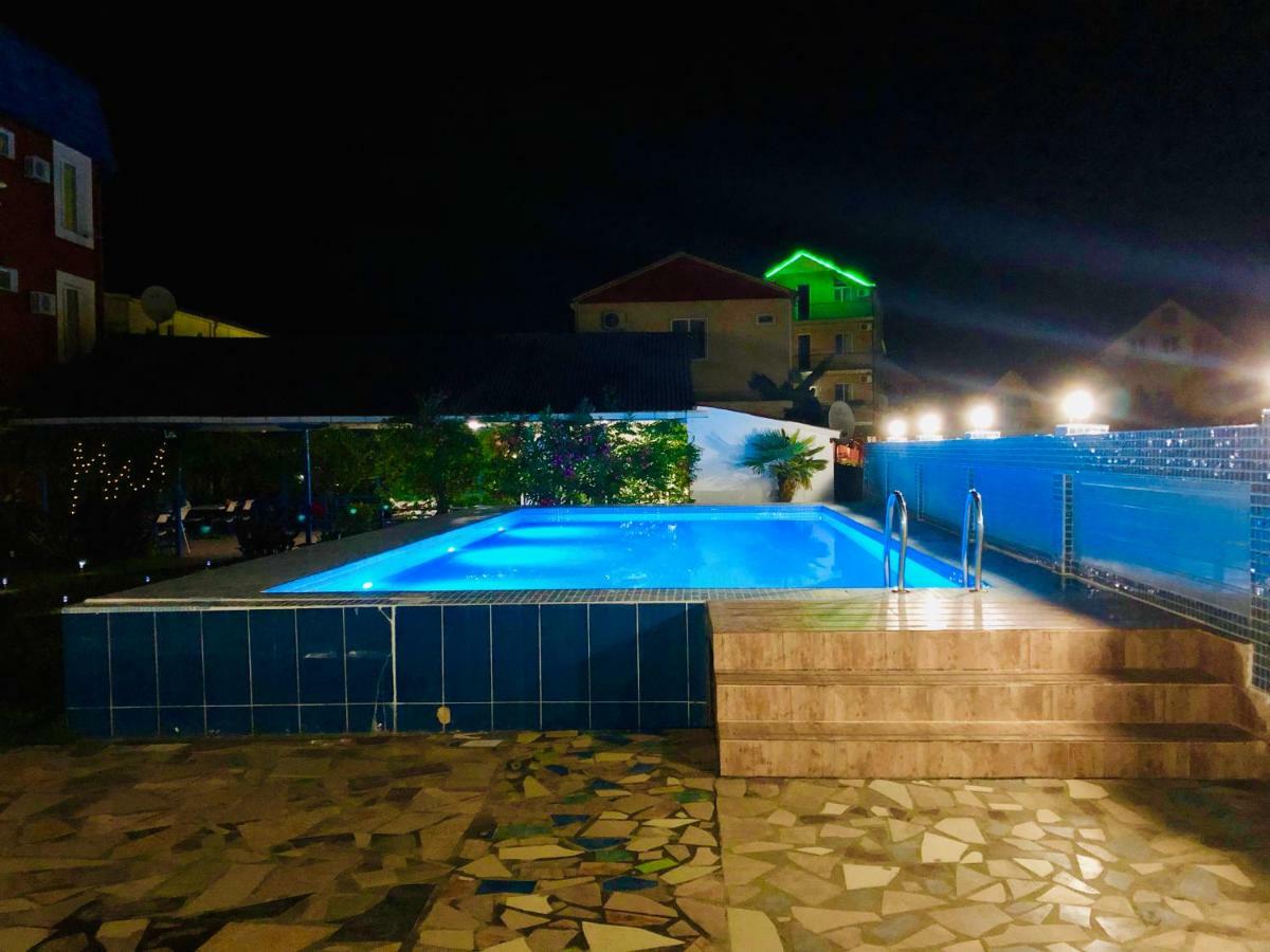Hotel Mirage אורקי מראה חיצוני תמונה